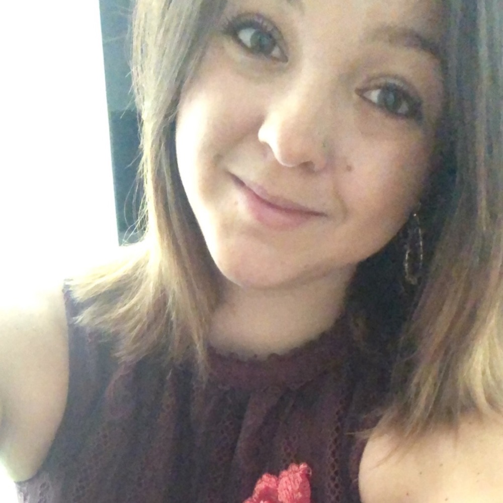 Meet your Posher, Amanda